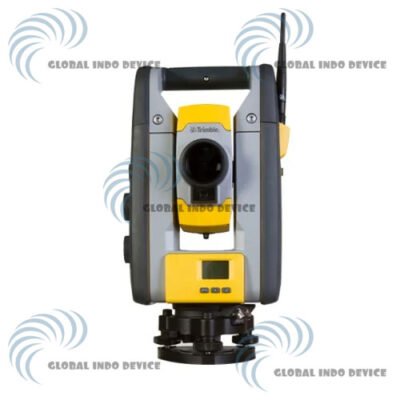 Trimble RTS 873 robotic total station on construction site
