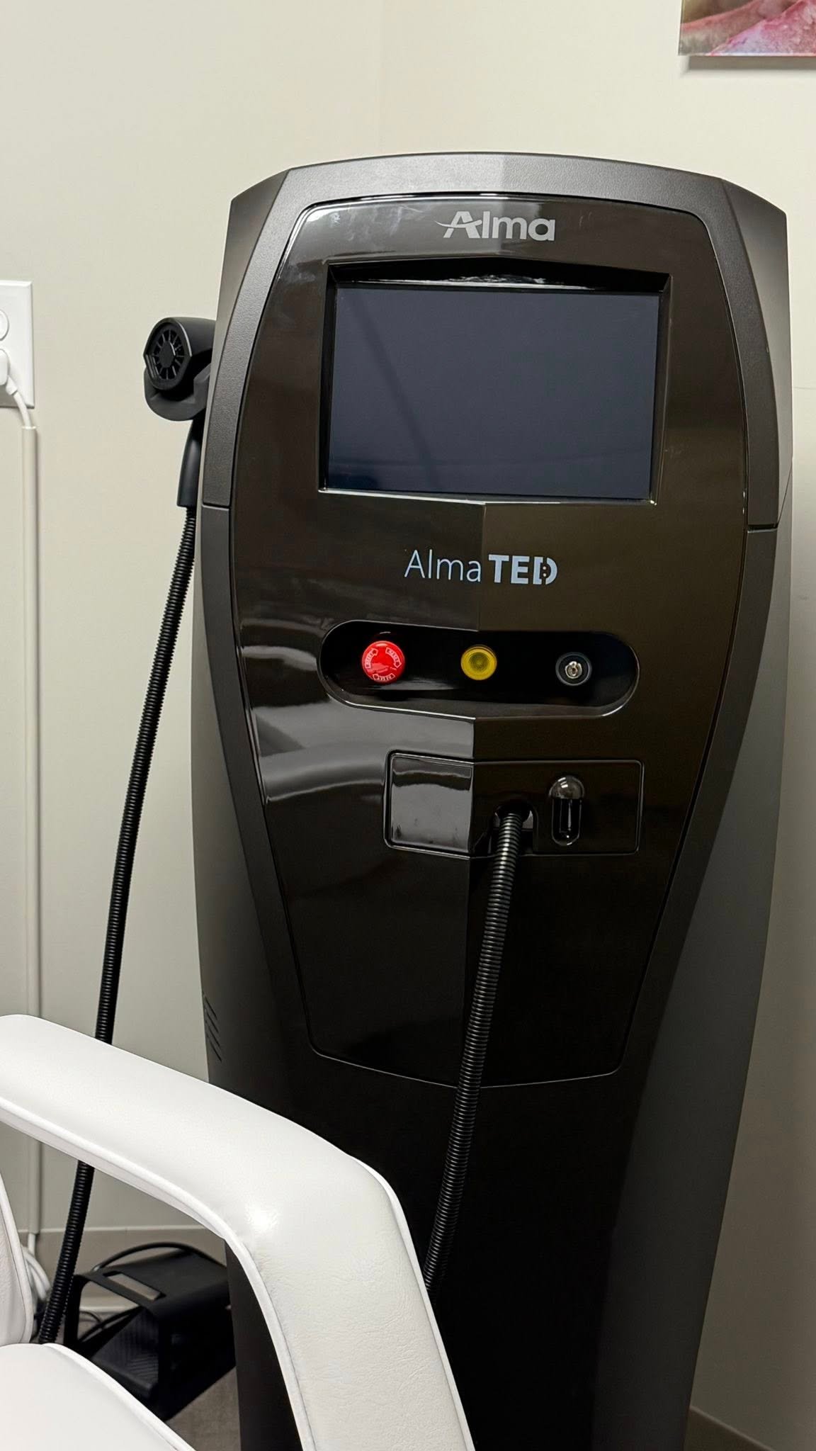 Alma Ted Hair Restoration Device - Image 6