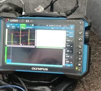Olympus OmniScan X3 64 ultrasonic testing device in industrial inspection