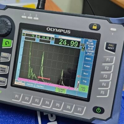 Olympus EPOCH 650 ultrasonic flaw detector front view