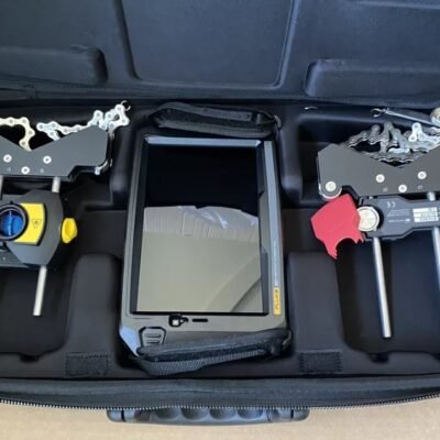 Fluke 831 laser alignment system with sensors and tablet interface
