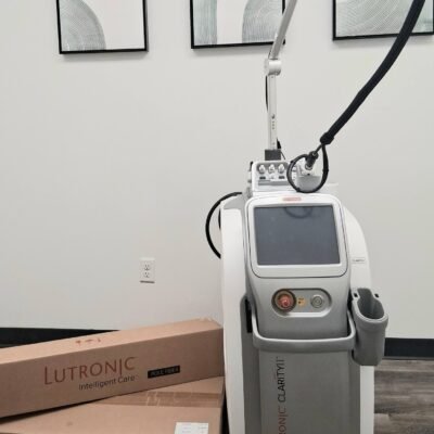 Lutronic Healite II LED phototherapy device in clinic