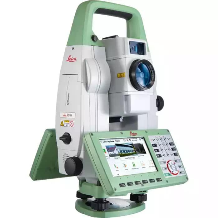 Surveyor operating Leica TS16 with Leica Captivate software