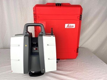 Leica ScanStation P40 3D laser scanner front view