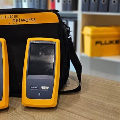 DSX2-8000 cable analyzer device