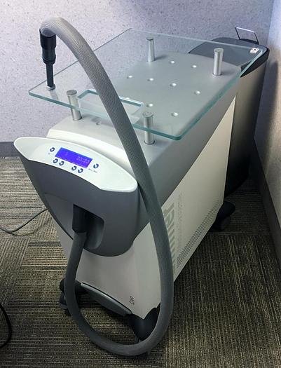 Portable Zimmer Cryo 6 epidermal cooling system for dermatology procedures
