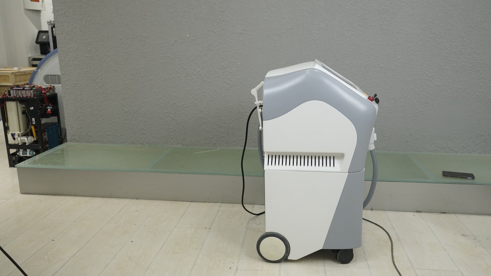 Alma Rejuve IPL Skin Rejuvenation System - Image 5